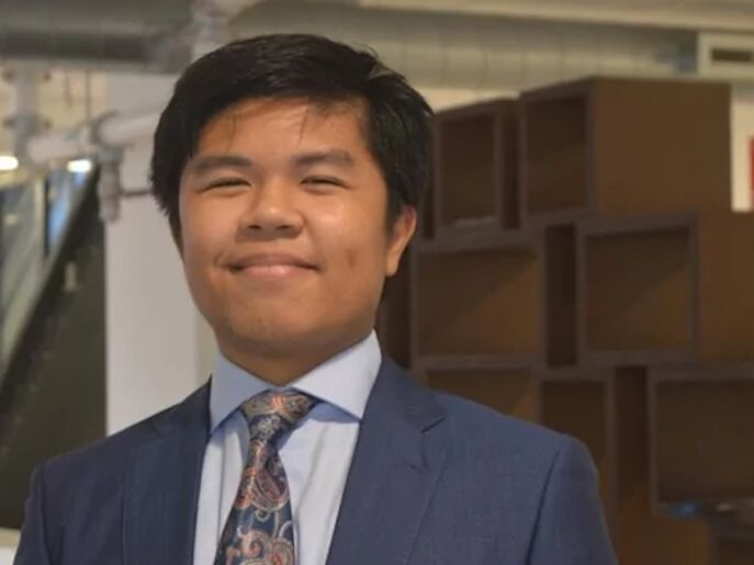 Student Assessor Hollando Bangun