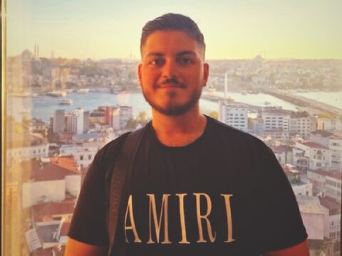 Portretfoto Mesut, deelnemer U21 Student Challenge