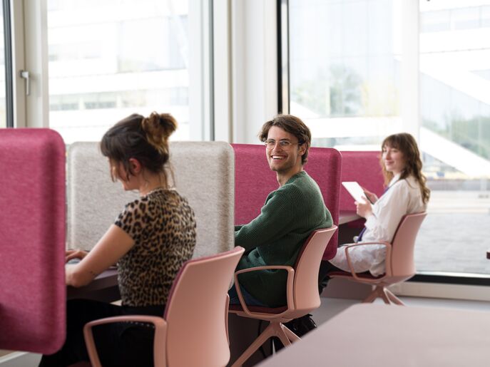 Studieplekken bij LAB42, Science Park.