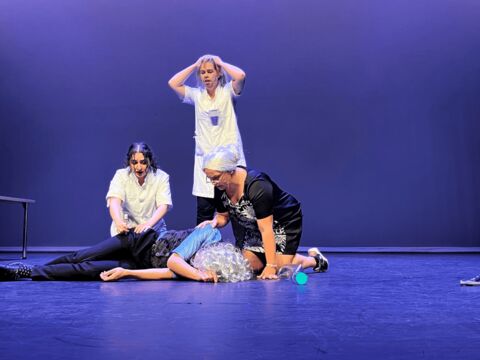 Kruk, Koffie, Kop Houden.